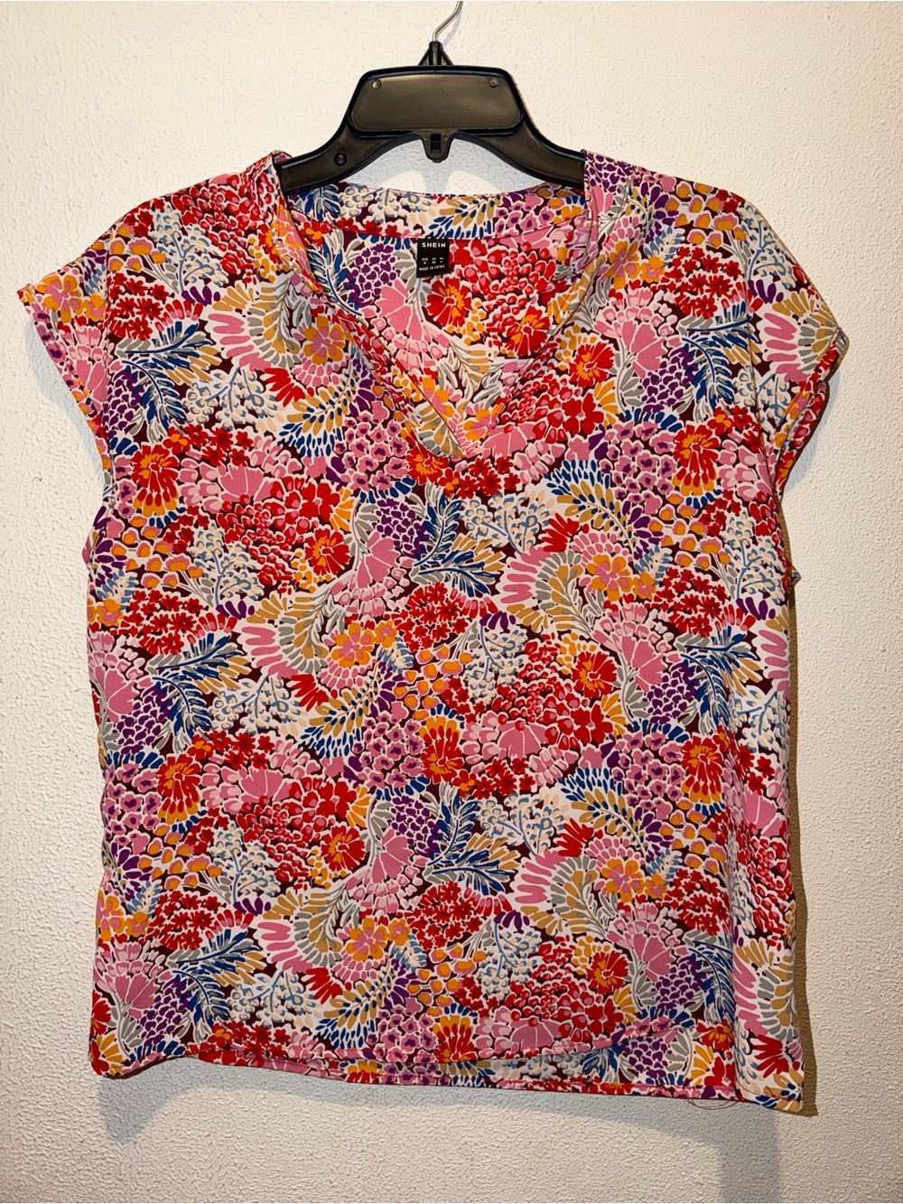 SHEIN Floral V-Neck Short Sleeve Top in Pink, Red, Purple, Yellow